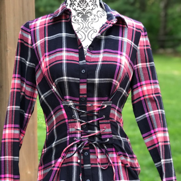 Express (NWT) Plaid Button Front Top in Small - Picture 5 of 6